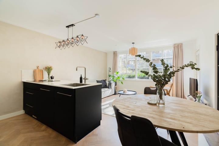 Photo 2 of Borgerstraat 17-A