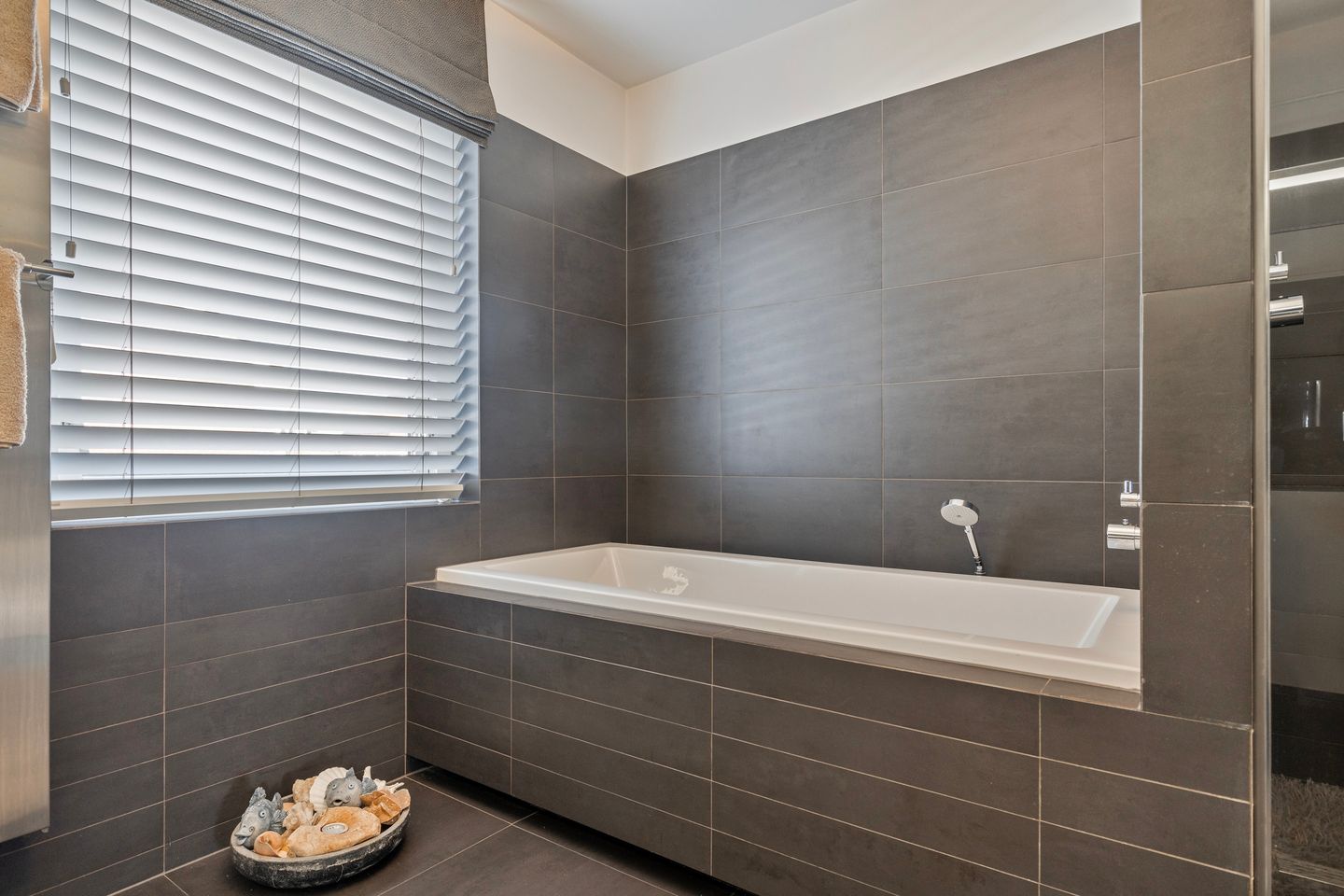 Foto 44 van Natuursteenlaan 123