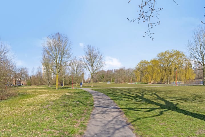 Foto 71 van Natuursteenlaan 123