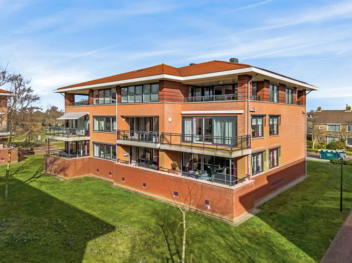 Foto 1 van Meidoornlaan 4