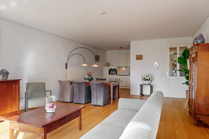 Foto 3 van Meidoornlaan 4