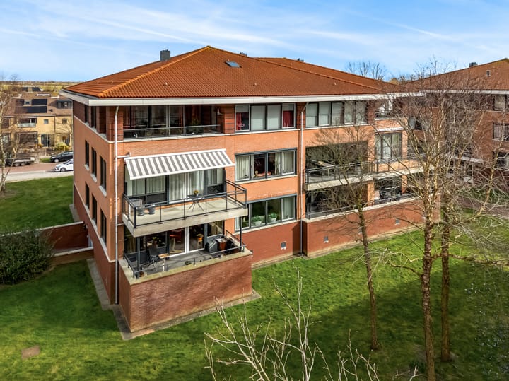 Foto 6 van Meidoornlaan 4