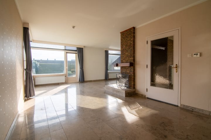 Photo 15 of Nederven 10