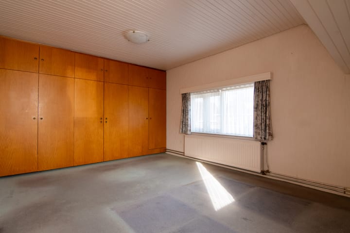 Photo 23 of Nederven 10