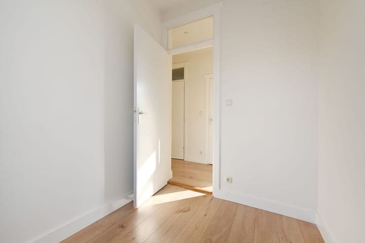 Foto 25 van Velpsestraat 52-A