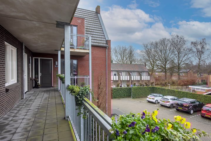 Foto 8 van Kerkweg 16-06