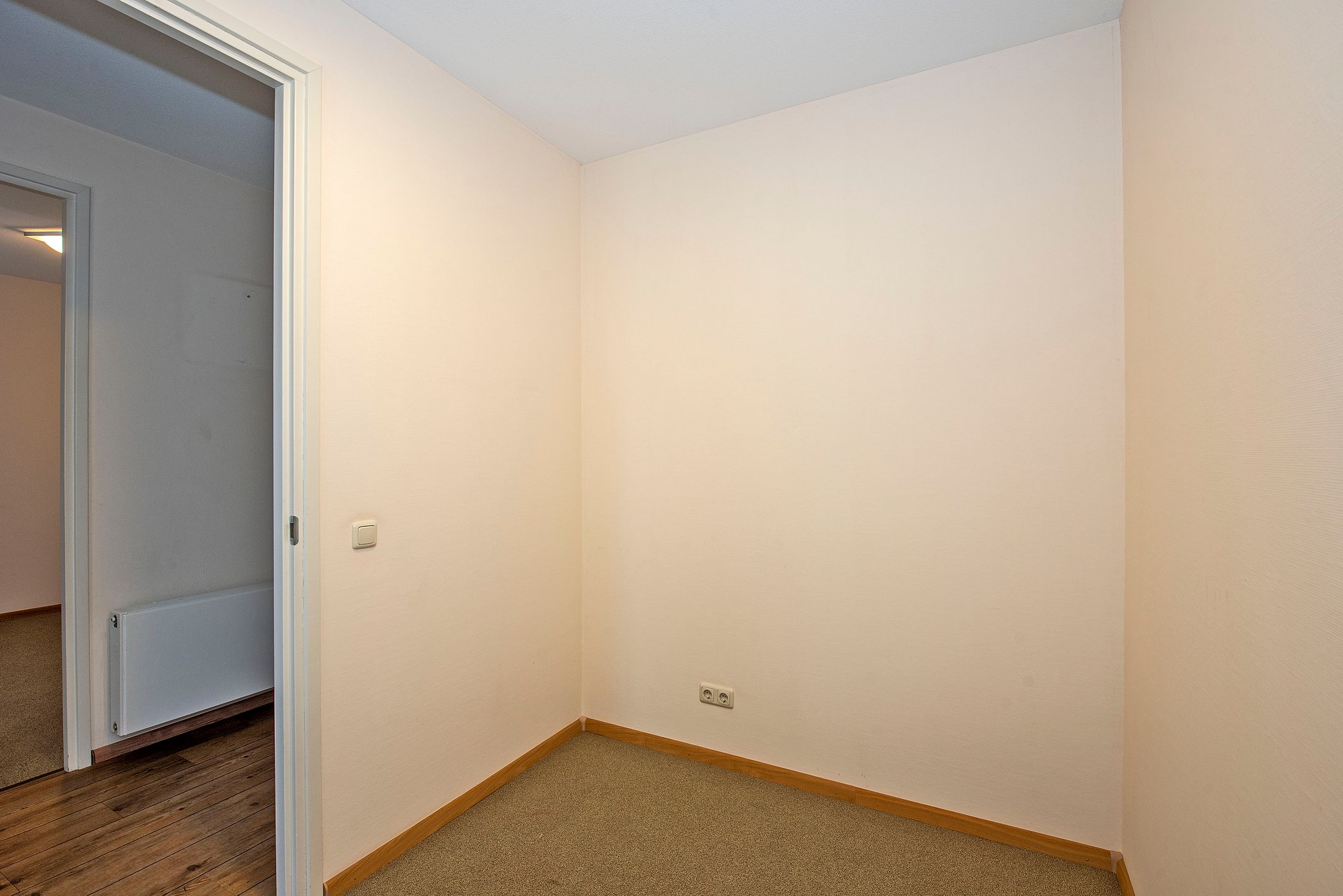 Foto 24 van Kerkweg 16-06