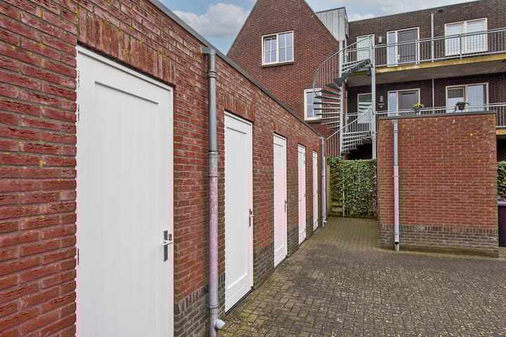 Foto 29 van Kerkweg 16-06