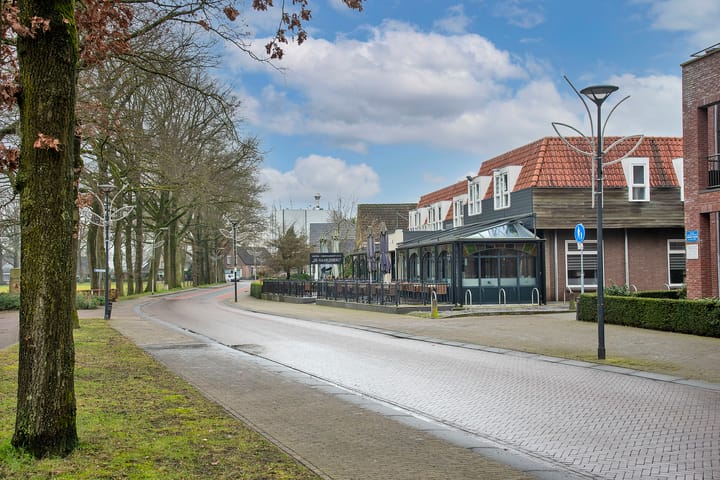 Foto 35 van Kerkweg 16-06