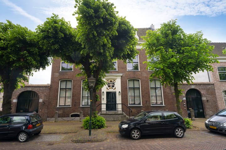 Photo 2 of Voorstraat 69