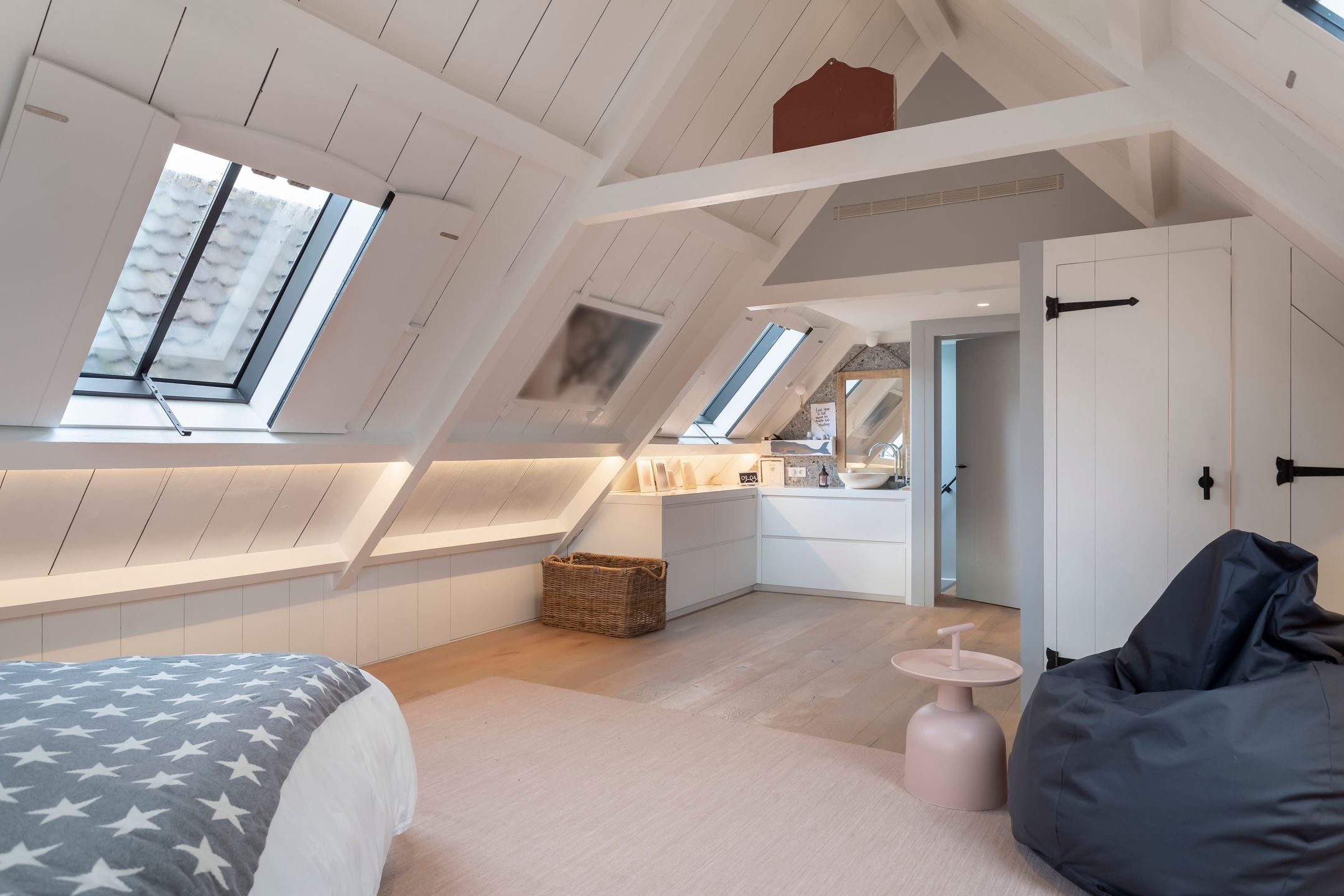 Photo 30 of Voorstraat 69