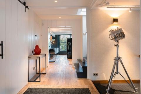 Photo 32 of Voorstraat 69