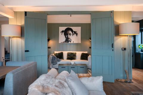 Photo 34 of Voorstraat 69