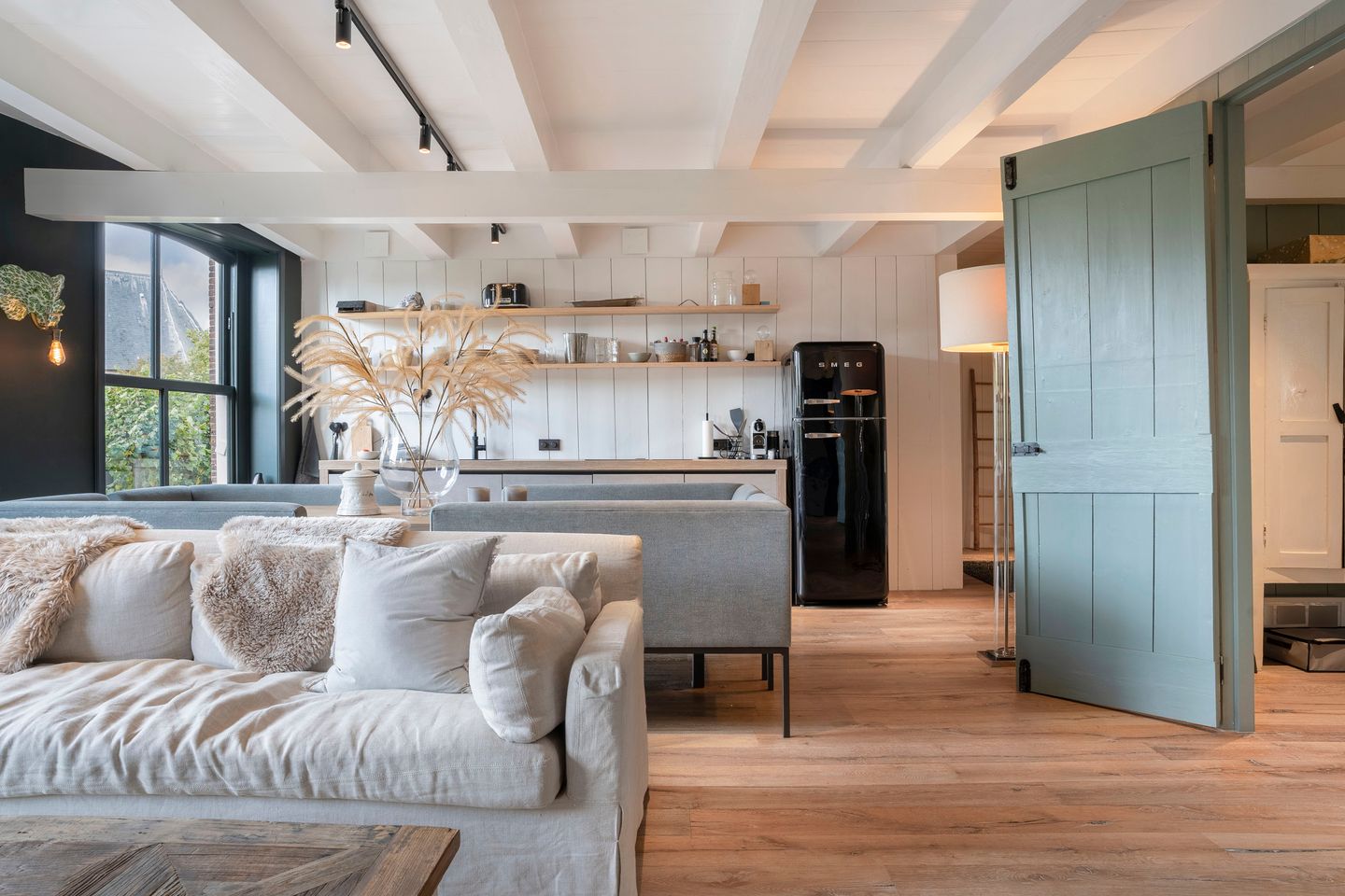 Photo 35 of Voorstraat 69