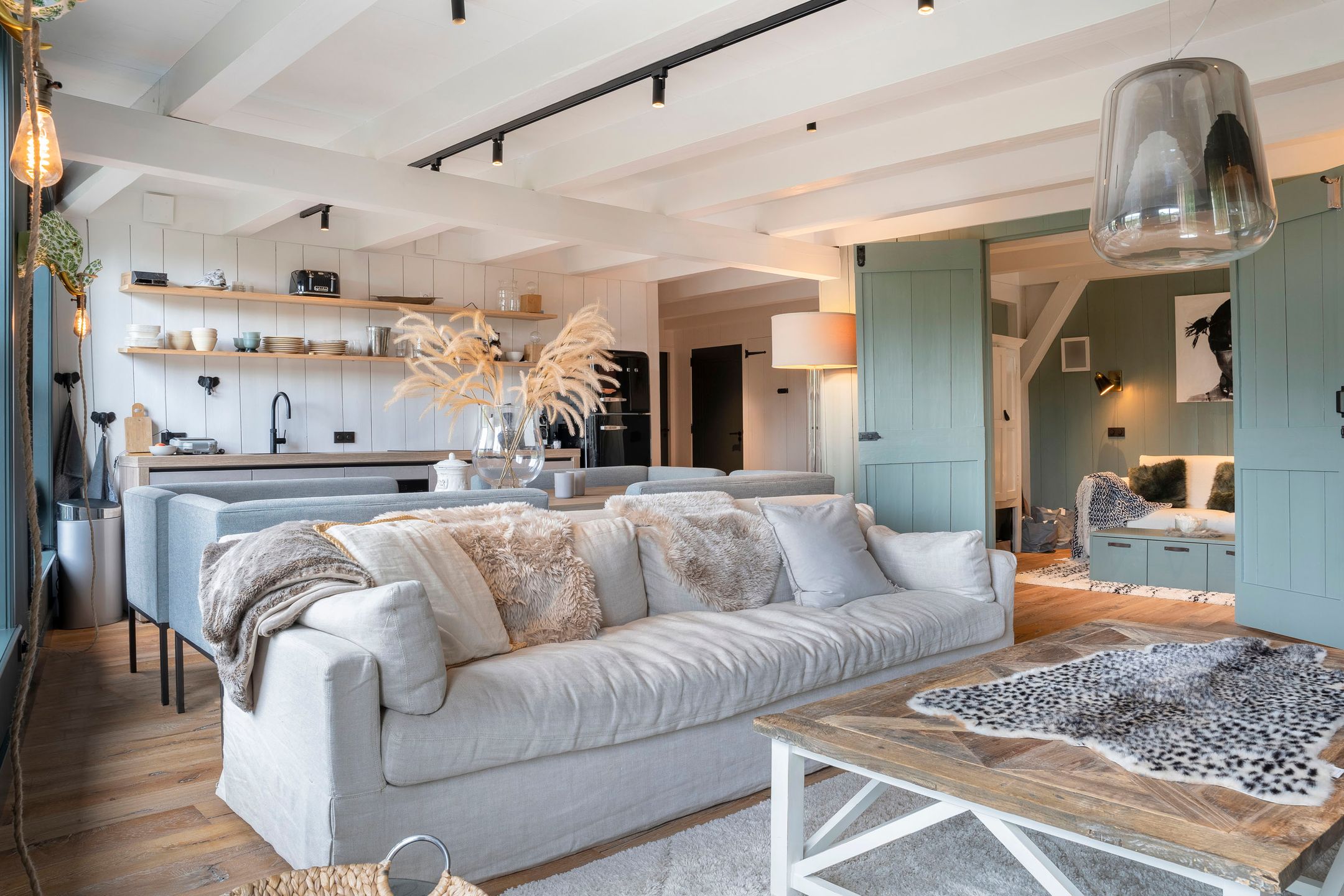 Photo 36 of Voorstraat 69