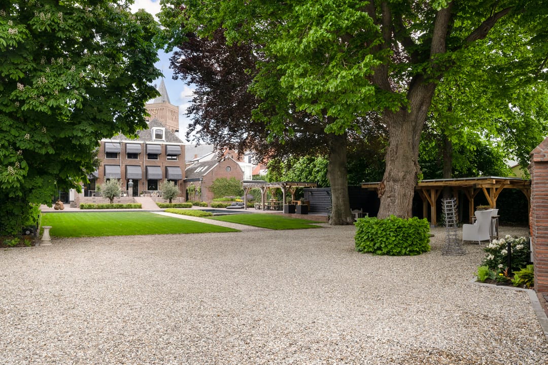 Photo 52 of Voorstraat 69