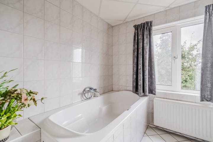 Foto 19 van Albert Hahnweg 21