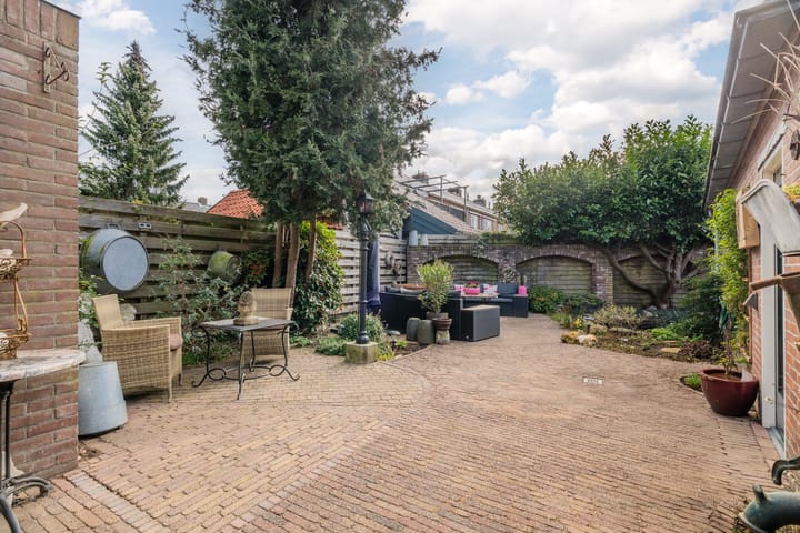 Foto 29 van Albert Hahnweg 21