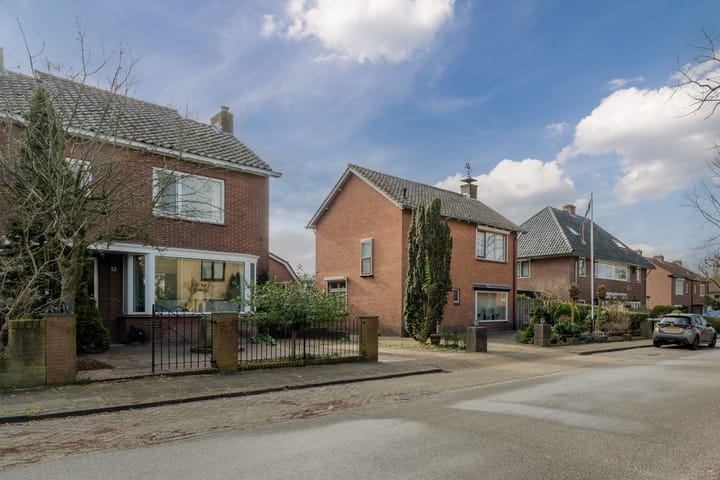 Foto 40 van Albert Hahnweg 21