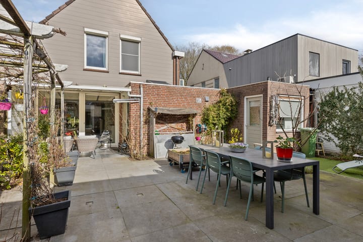 Foto 40 van Vondellaan 44