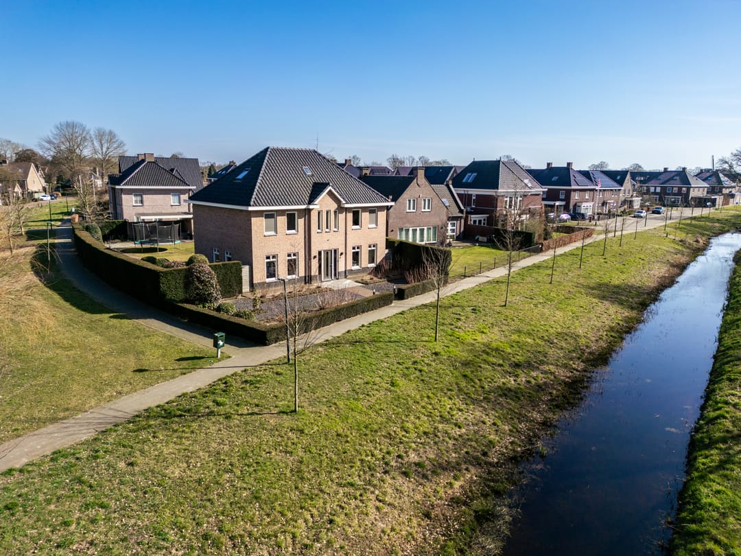 Photo 1 of Den Oven 25