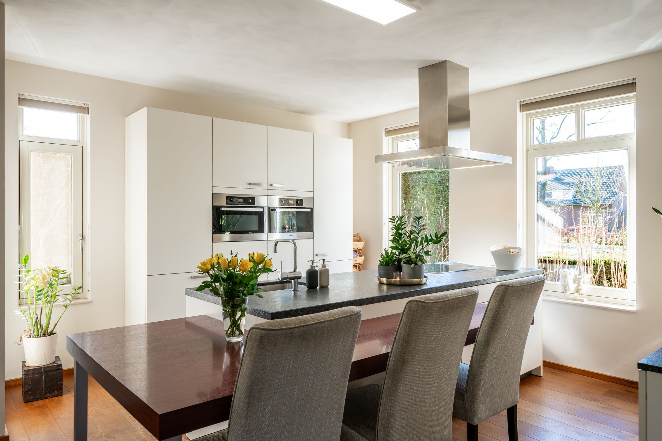 Photo 3 of Den Oven 25