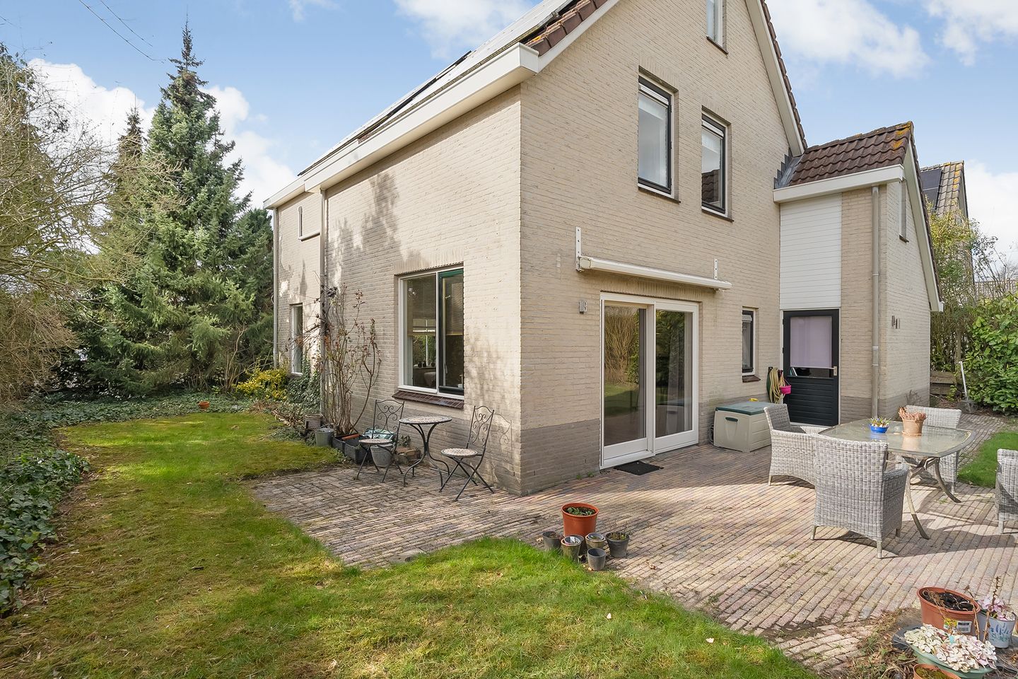 Photo 35 of Luteynmarke 48