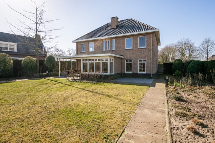 Foto 27 van Den Oven 25