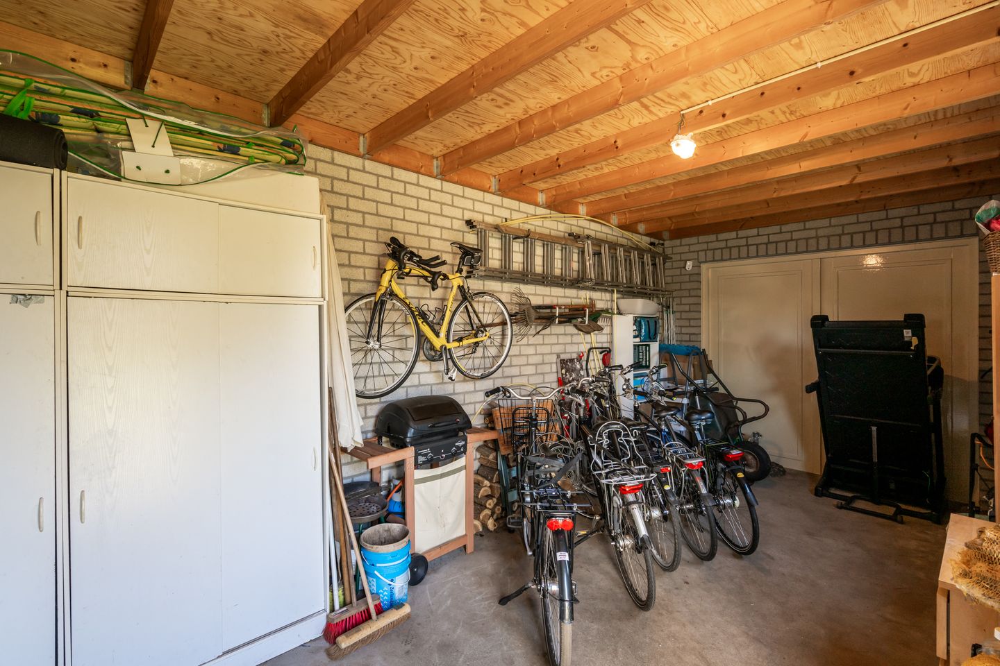 Photo 34 of Den Oven 25