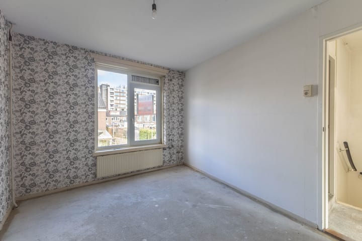 Photo 13 of Paul Scholtenstraat 60