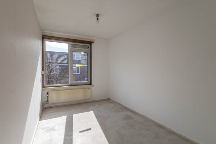 Photo 12 of Paul Scholtenstraat 60