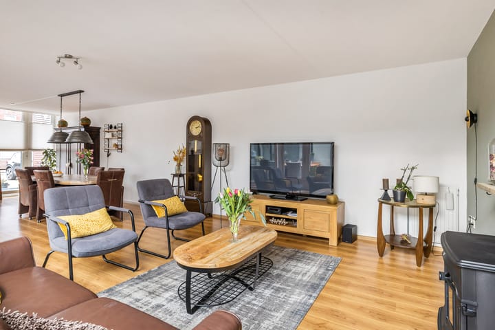 Foto 9 van De Ruijterstraat 15