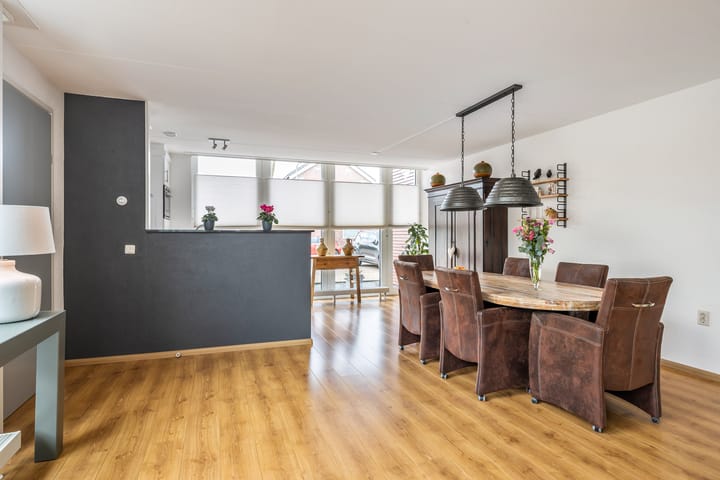 Foto 13 van De Ruijterstraat 15