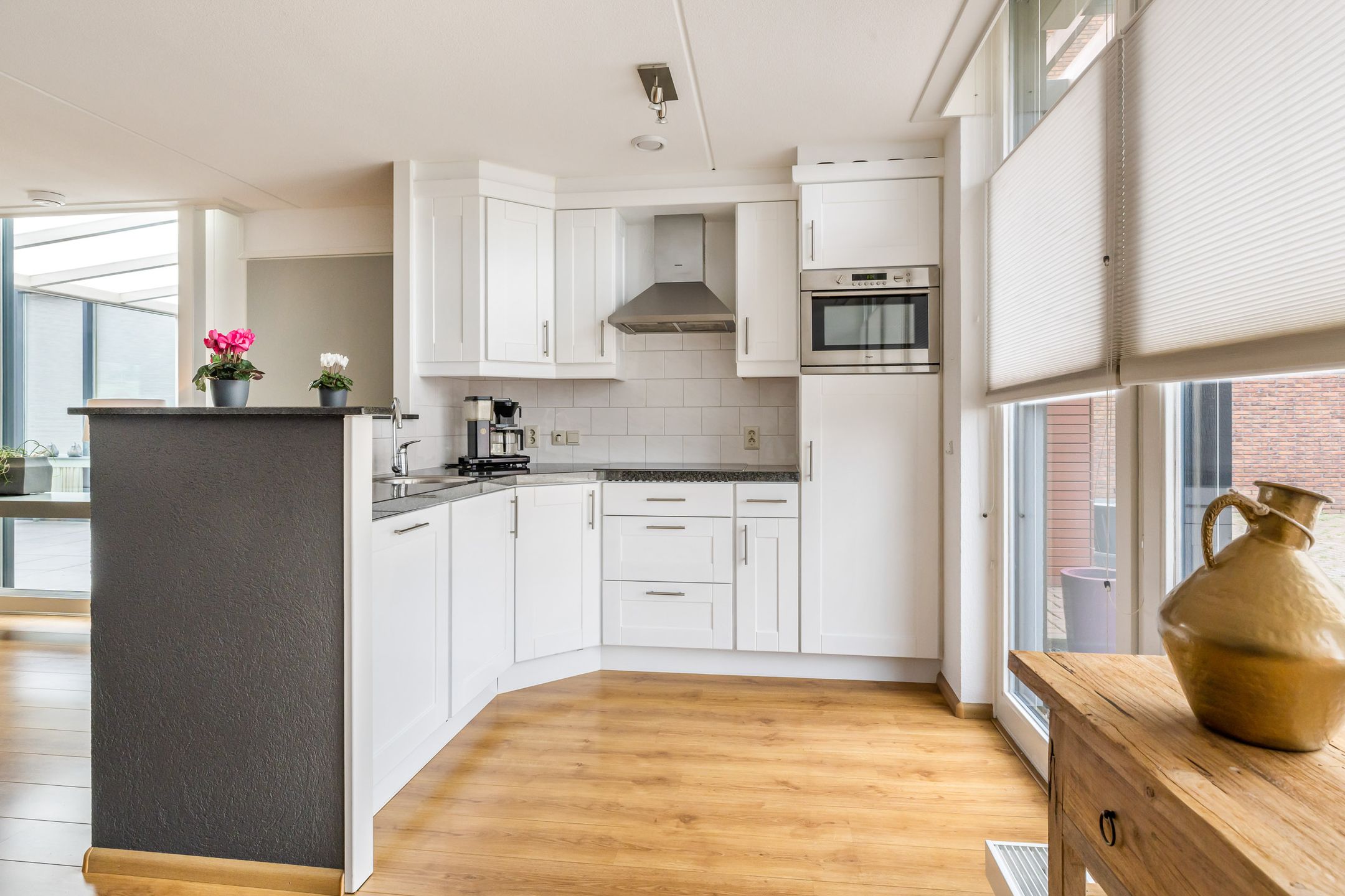 Photo 15 of De Ruijterstraat 15