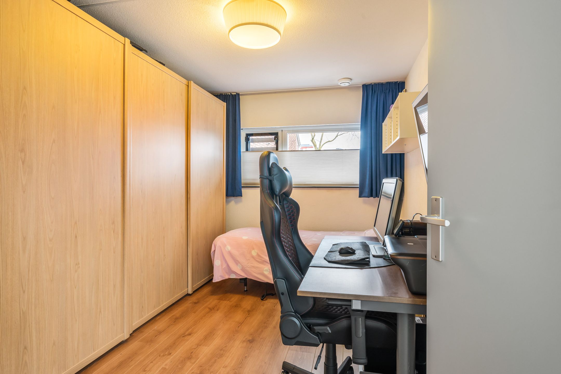 Photo 18 of De Ruijterstraat 15