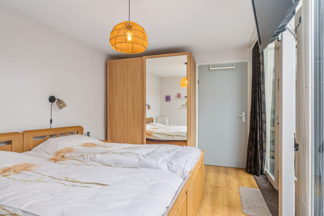 Photo 22 of De Ruijterstraat 15