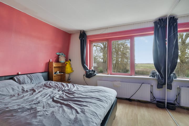 Foto 20 van Middenweg 117