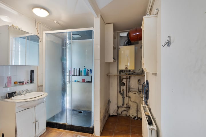 Foto 23 van Middenweg 117