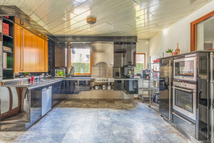 Foto 18 van Helmkruid 24