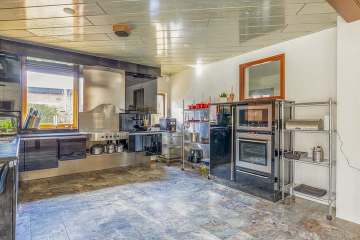 Foto 19 van Helmkruid 24