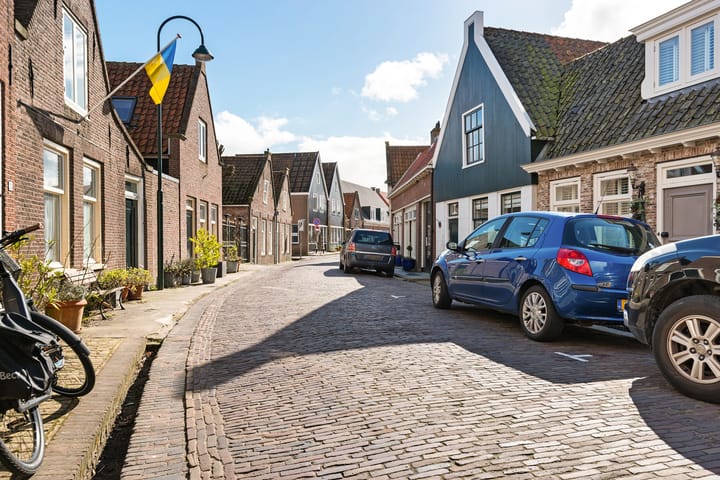 Photo 8 of Zuideinde 36