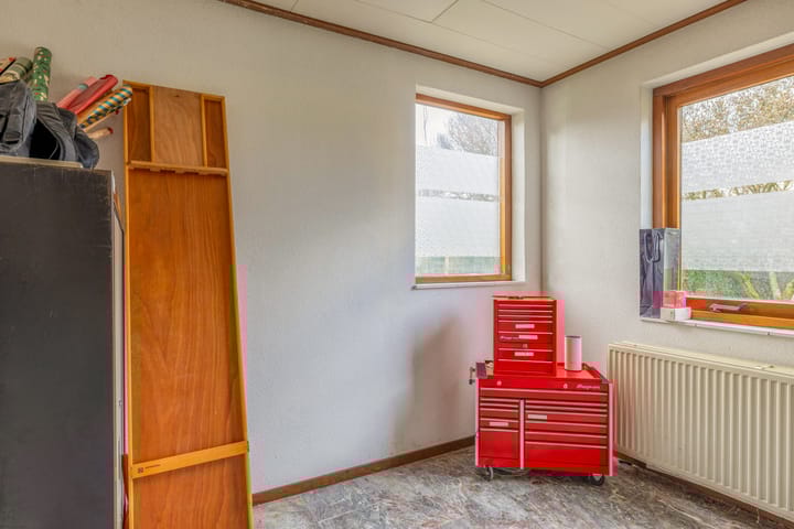 Foto 32 van Helmkruid 24