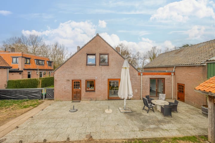 Foto 34 van Helmkruid 24