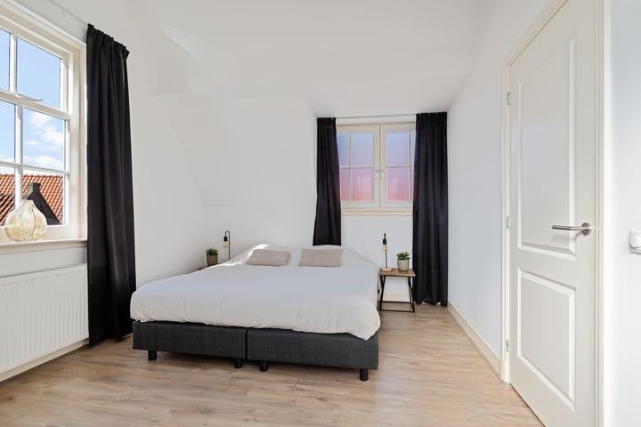 Photo 33 of Zuideinde 36