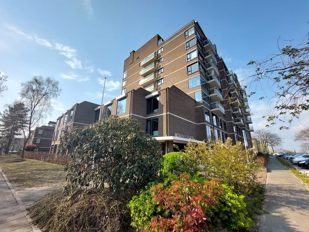 Photo 1 of Graadt van Roggenstraat 111-F