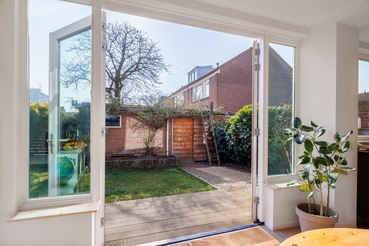 Foto 15 van Adagiostraat 73