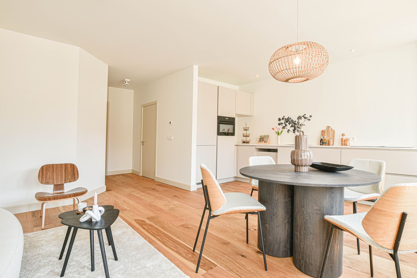 Foto 4 van James Cookstraat 4-1