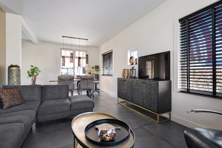 Foto 2 van Reeststouwe 32