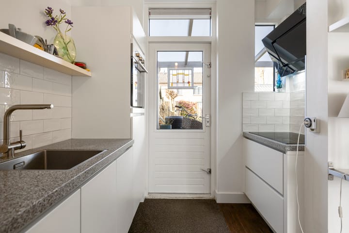 Foto 13 van Leeuwerikstraat 6