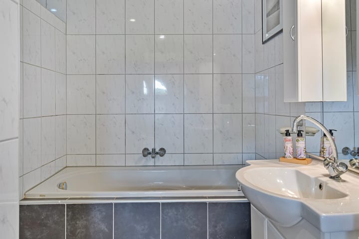 Foto 20 van Dorpsweg 61